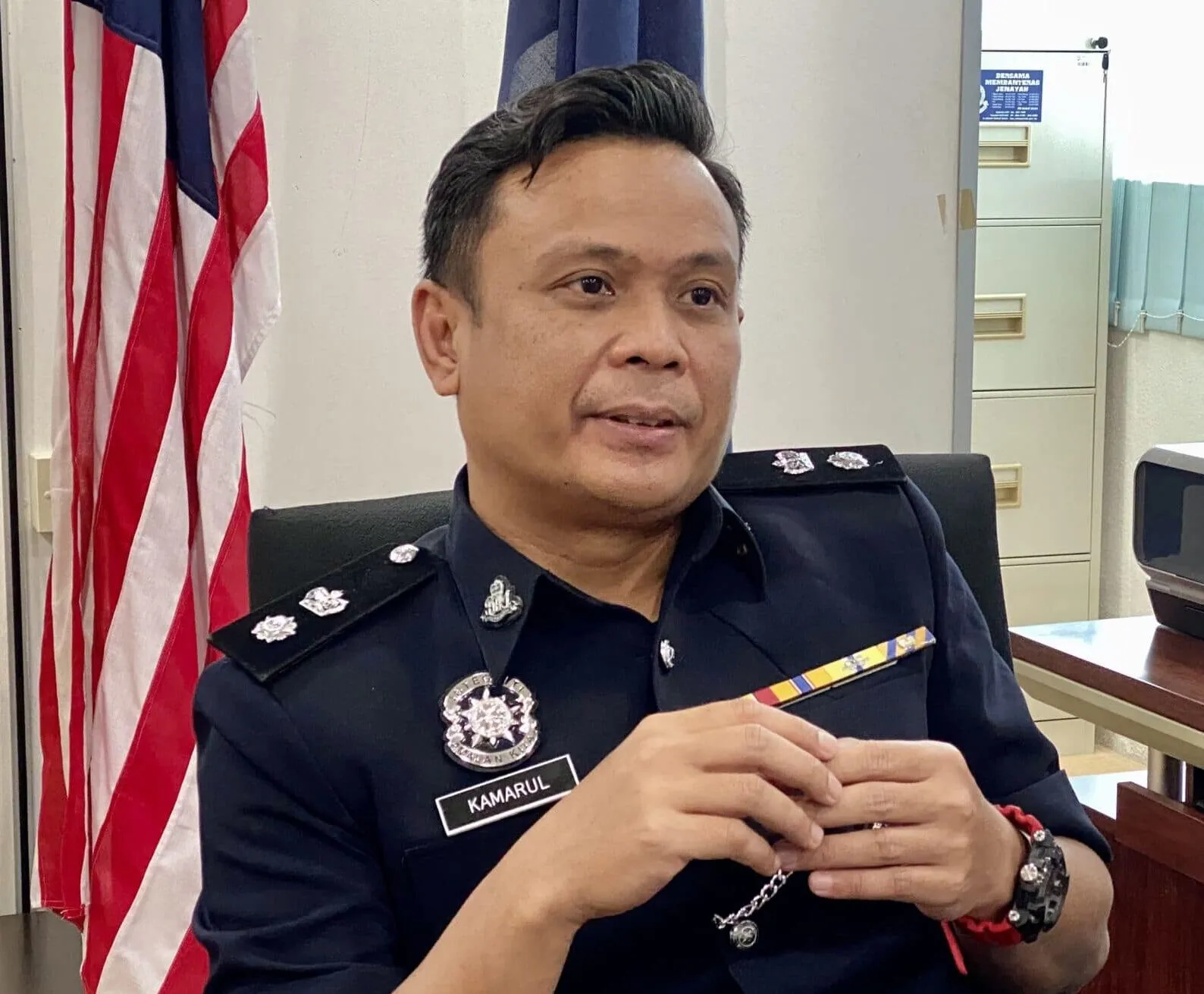 Ditahan youtuber polis terkenal Wanita ‘Pergi’