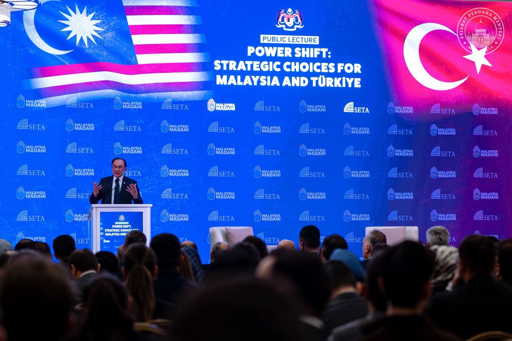 Negara Moden Negara membangun tidak harus terikat dengan AS, China β BBC PORTAL